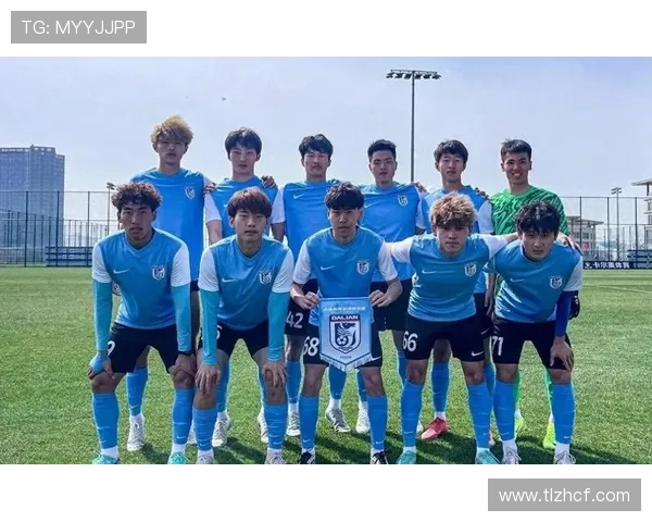 旗开得胜足球明星的荣耀之路与奋斗精神探讨